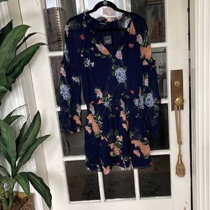 Club Monaco EUC Club Monaco Abbygail Silk Dress Size: 6.